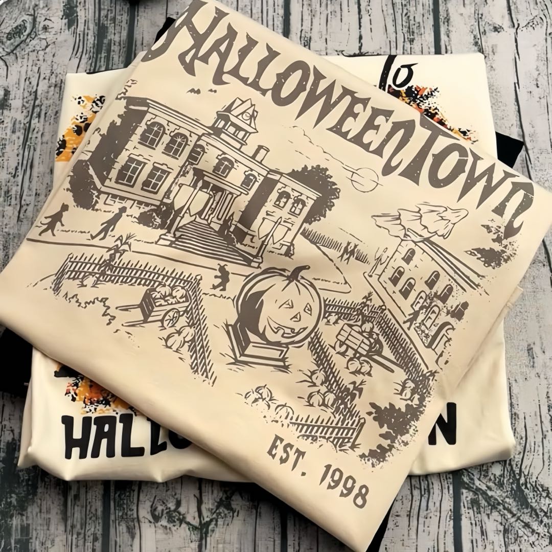 Halloweentown Est 1998 Kapuzenpullover im Sketch-Stil 