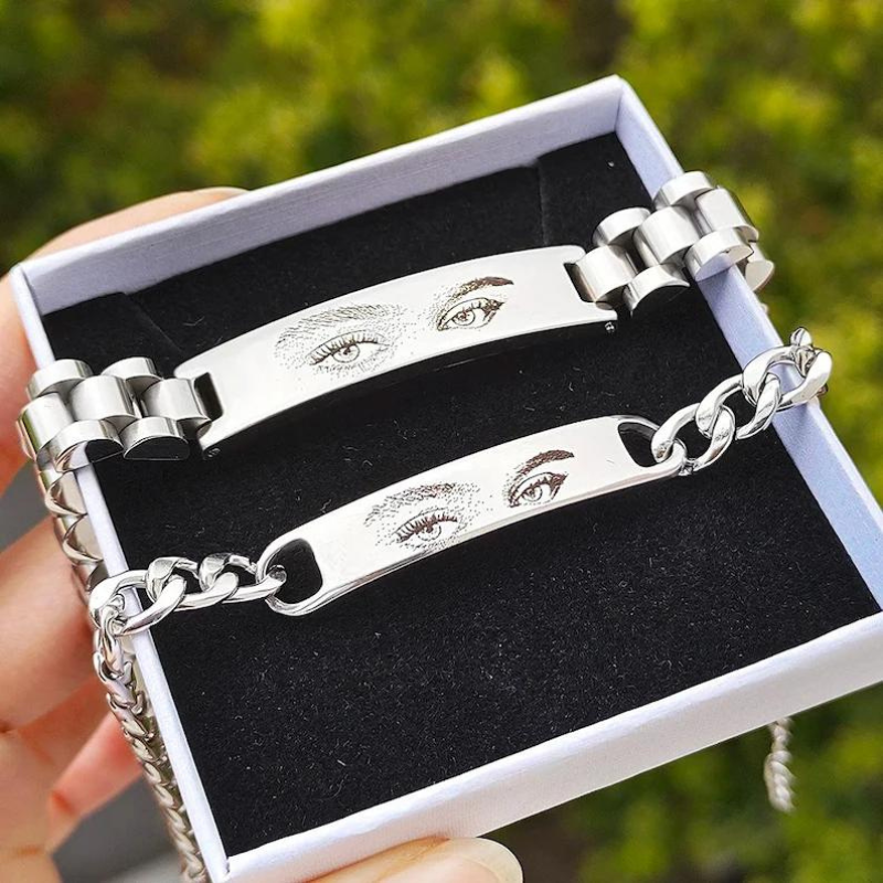 FEIFEITECH™ In your eyes bracelet