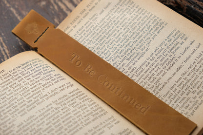 Feifeitech™ Personalized Leather Bookmark