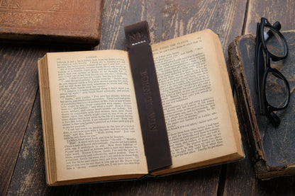 Feifeitech™ Personalized Leather Bookmark